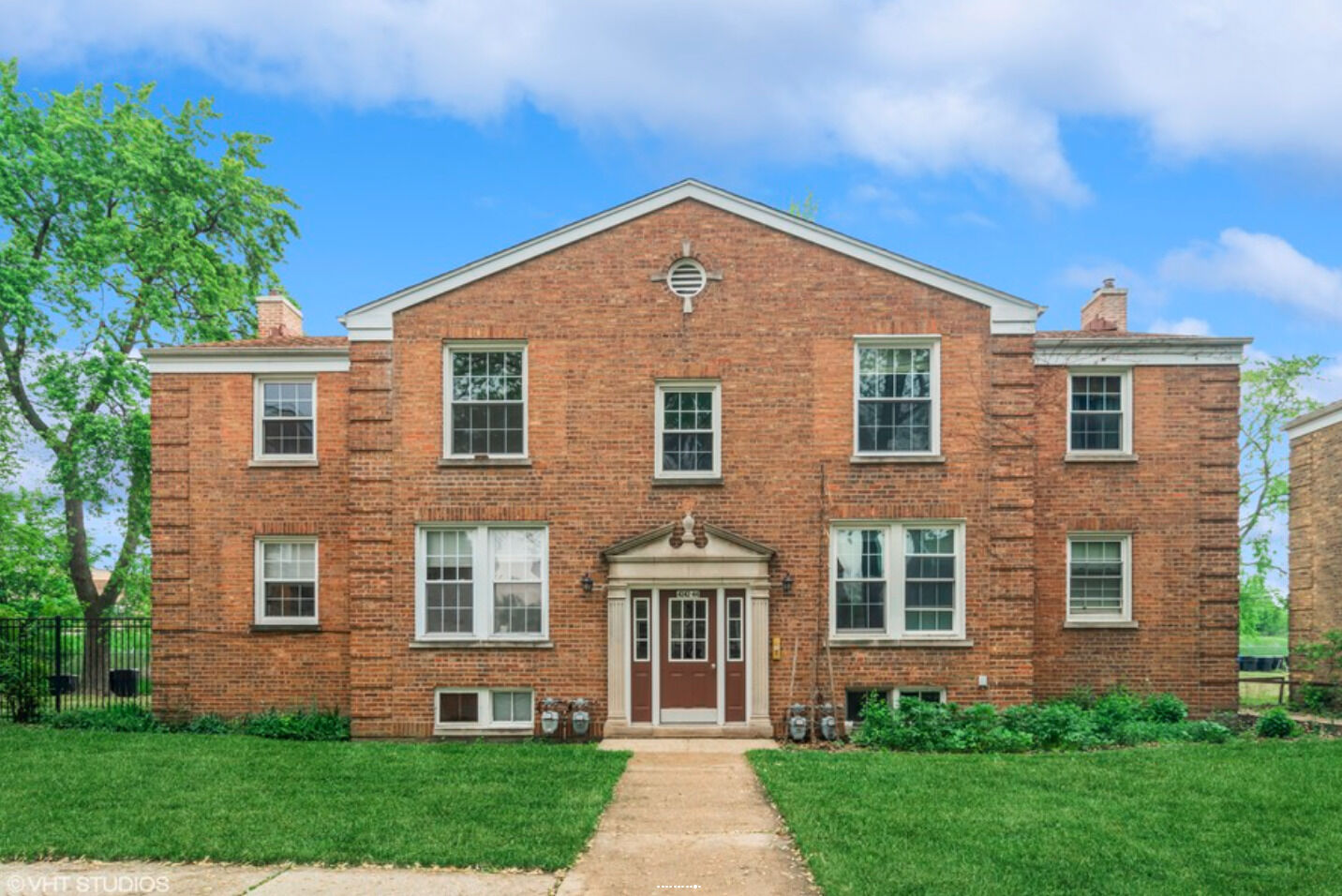 Property Photo:  4257 W Nelson Street 2  IL 60641 