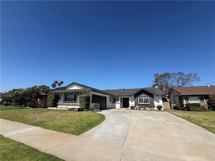 Property Photo:  17819 Bay  CA 92708 