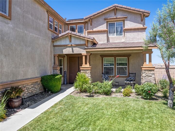 Property Photo: 37337 Verbena Court CA 93551