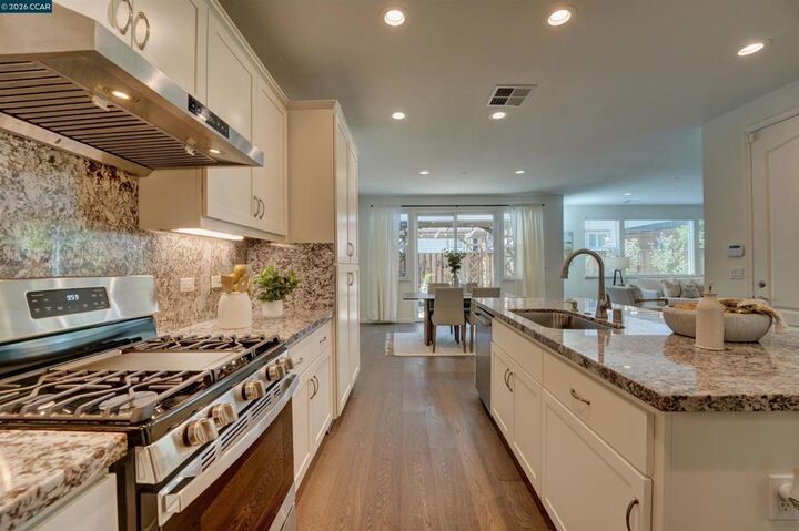 Property Photo:  2055 Rovello Loop  CA 94550 
