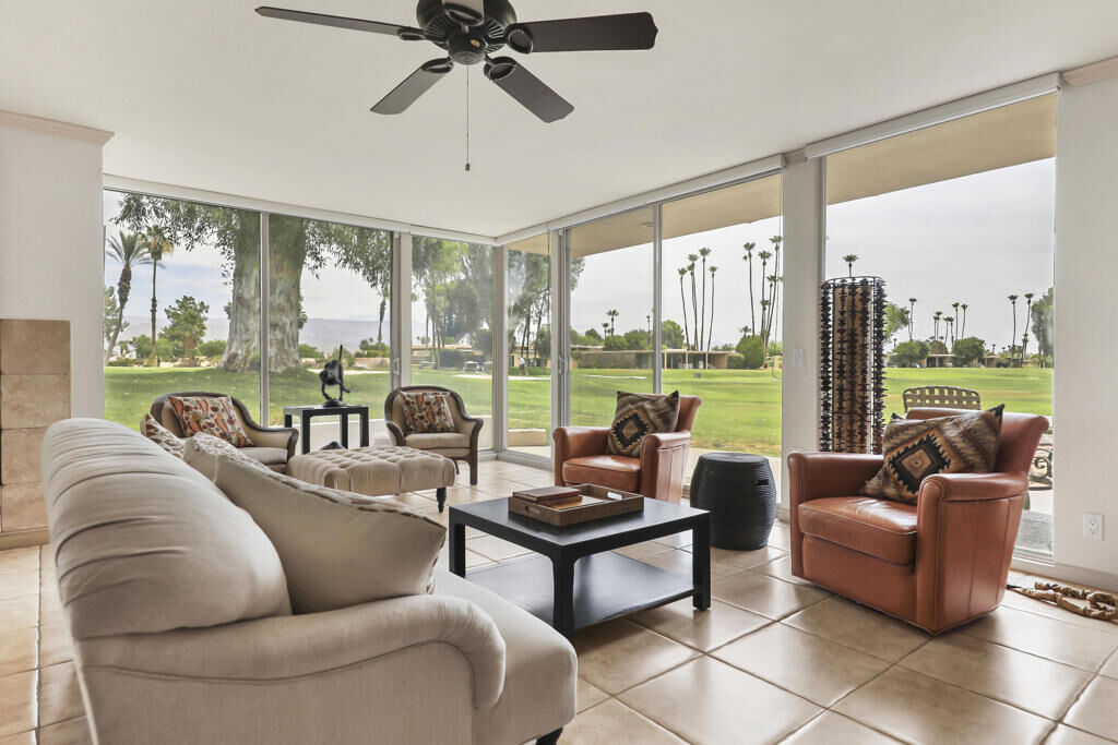 Property Photo: 42320 Baracoa Drive 7 CA 92203