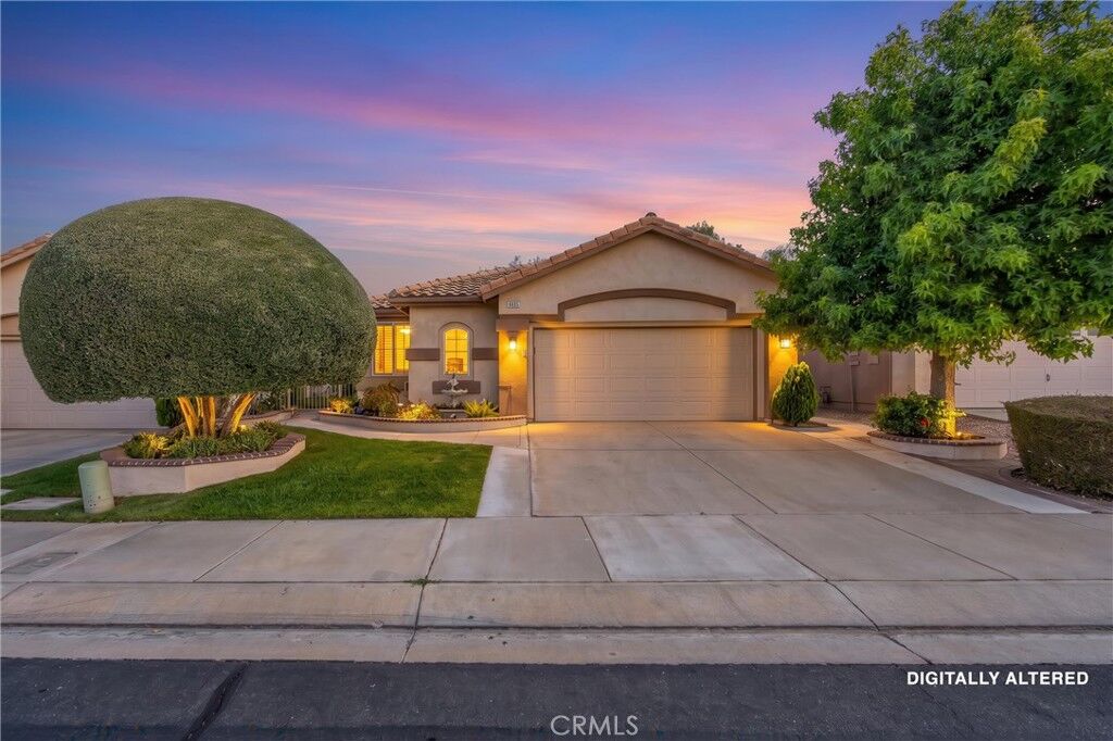 Property Photo:  4923 Links  CA 92220 