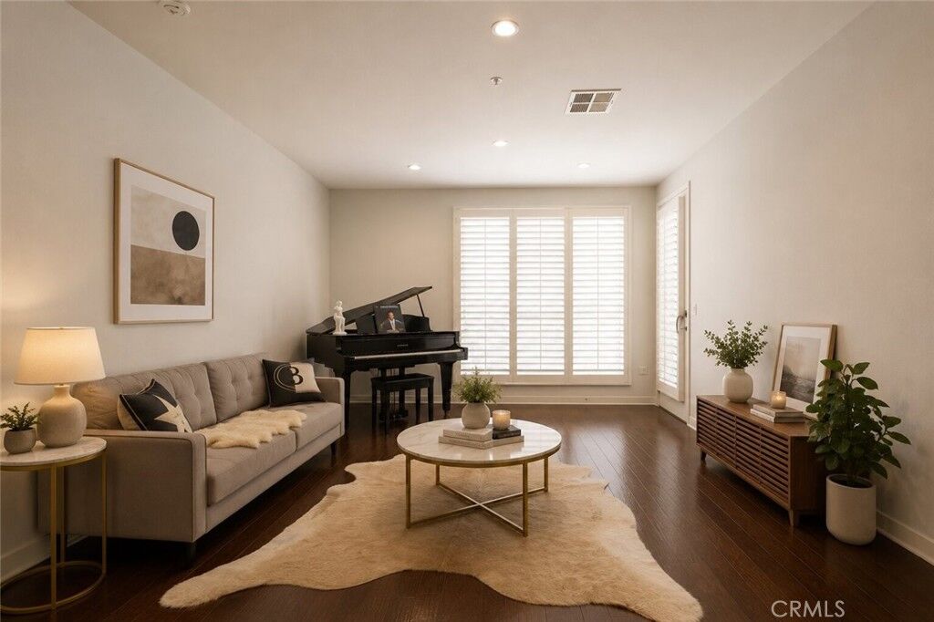 Property Photo:  21301 Erwin Street 305  CA 91367 