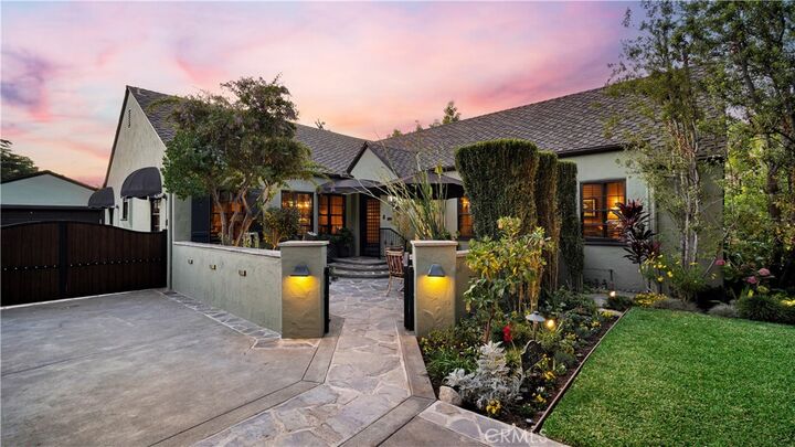 Property Photo:  2510 N Park Boulevard  CA 92706 