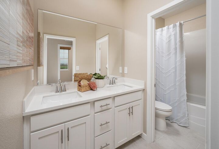 Property Photo: 4001 W Sunset Harbor Avenue CA 95835