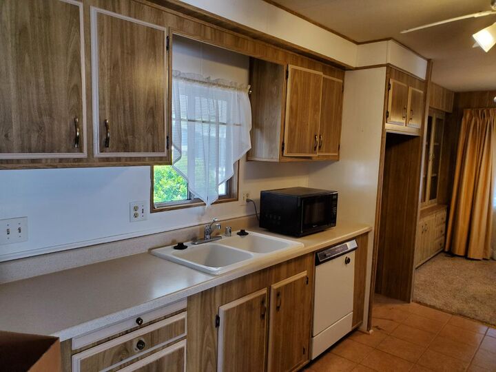 Property Photo: 3824 Maui Terrace CA 95355