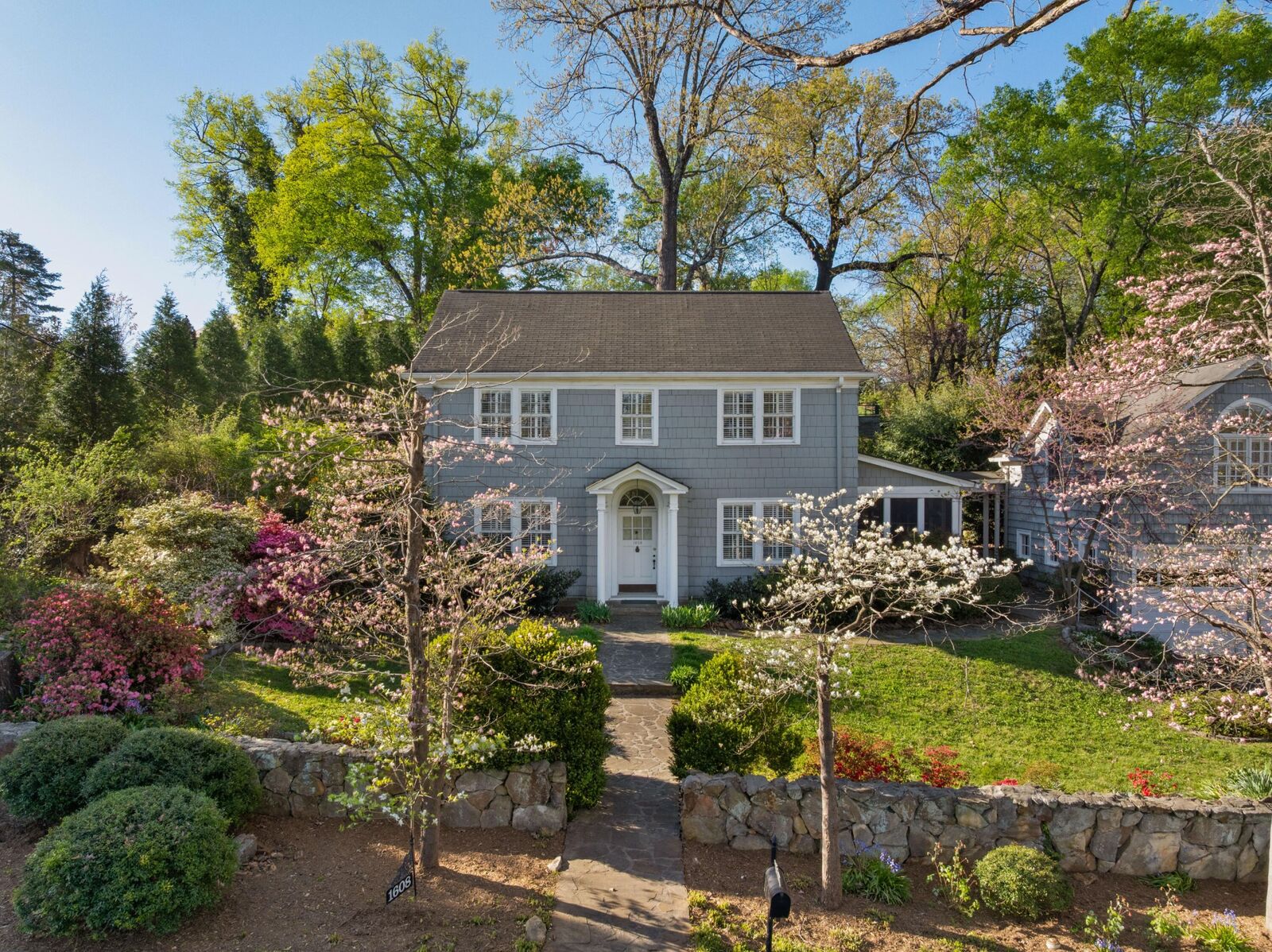 Property Photo:  1608 Hillcrest Road  TN 37405 