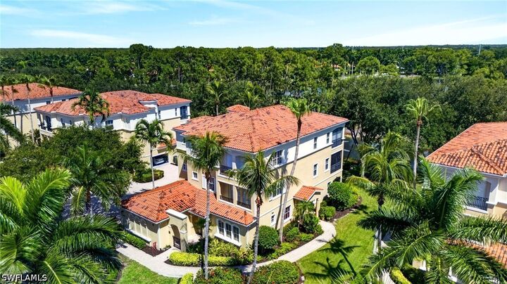 Property Photo: 2638 Bolero Drive 401 FL 34109