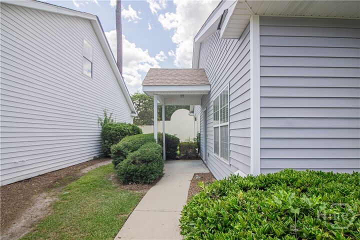 Property Photo:  116 Slate Circle  GA 31419 