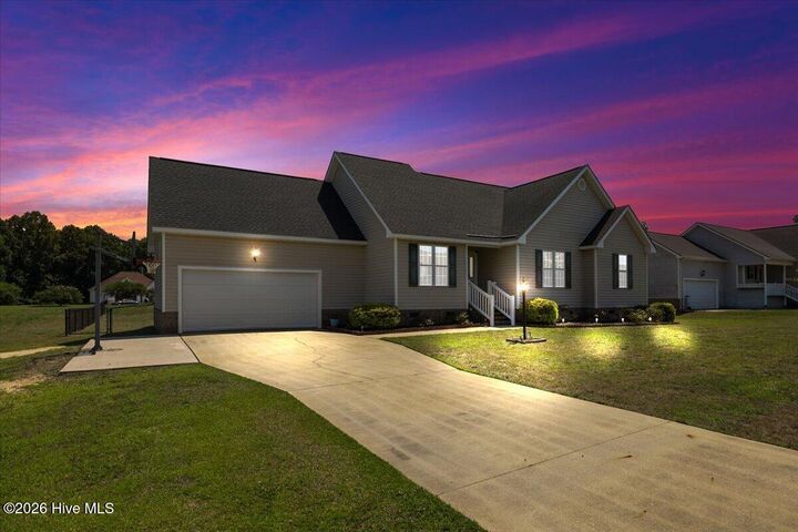 Property Photo:  223 Sunridge Lane  NC 27863 