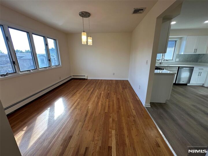 Property Photo:  407 Jane Street 2  NJ 07024 