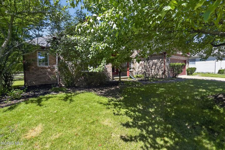 Property Photo: 6062 Wood Drive OH 43566