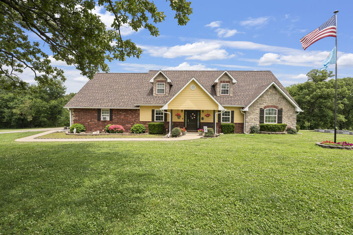 Property Photo: 12348 E 389 Road OK 74346