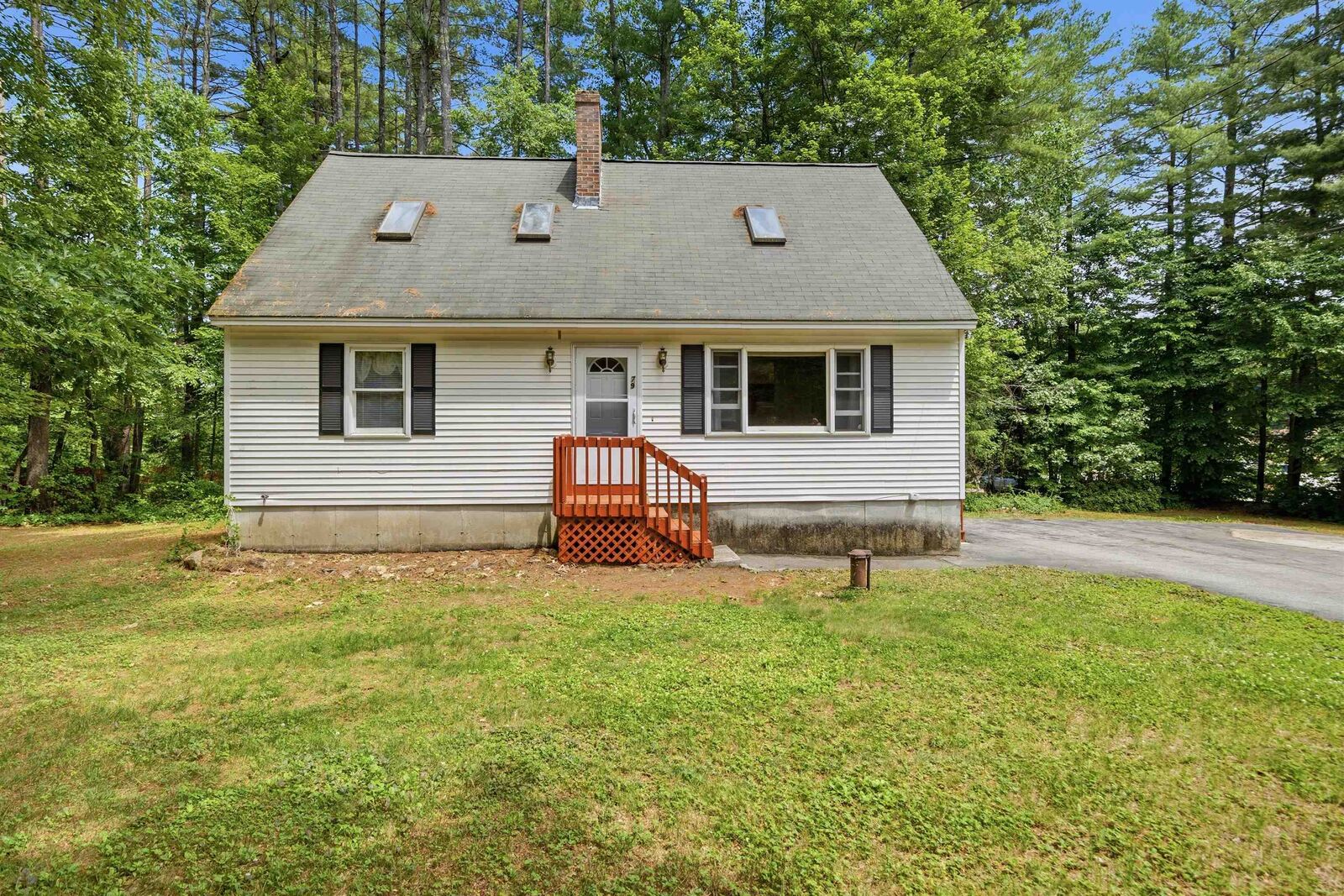 Property Photo:  79 Lynchville Park Road  NH 03045 