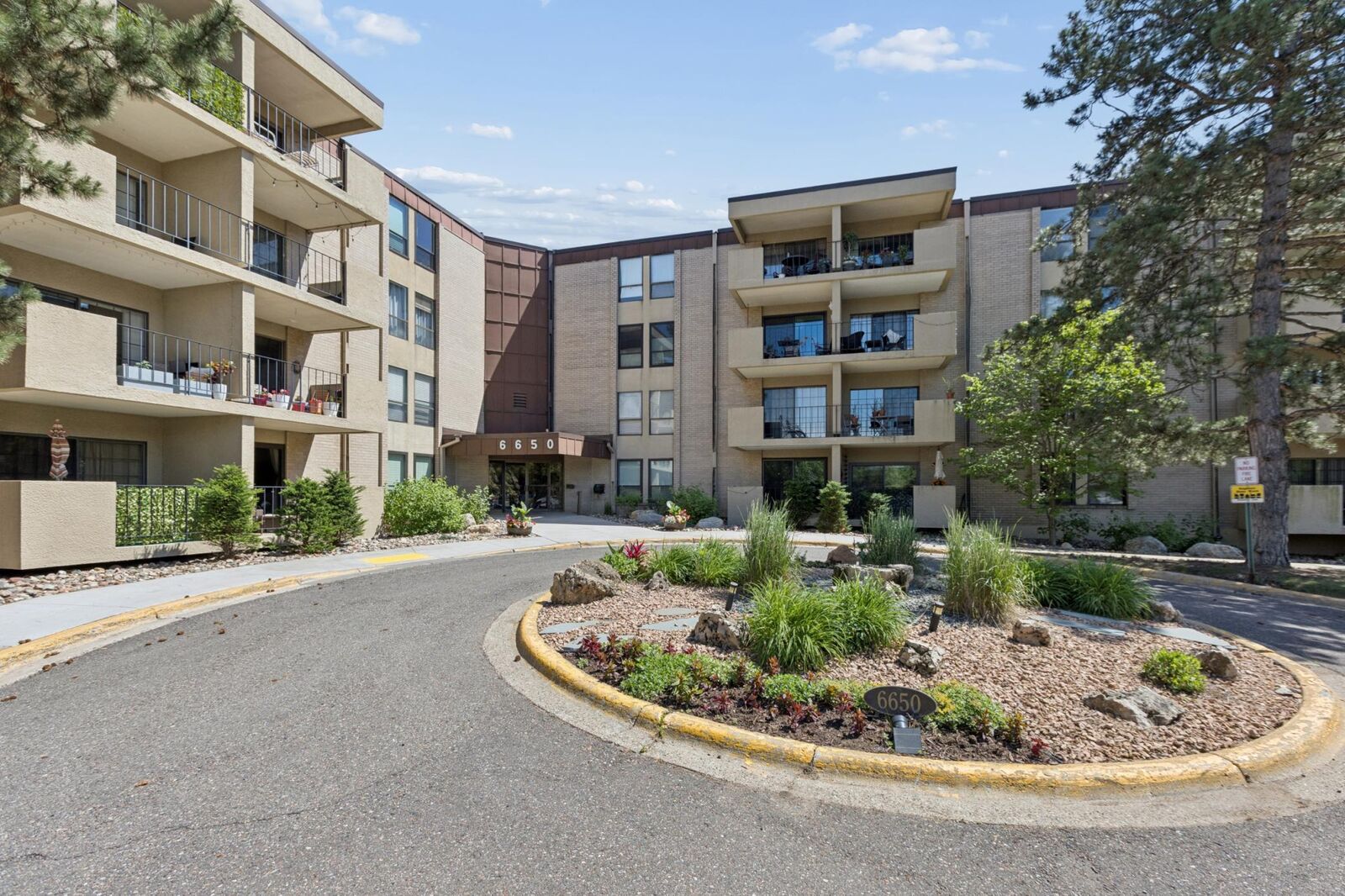 Property Photo:  6650 Vernon Avenue S 409  MN 55436 