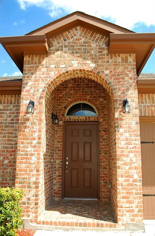 Property Photo: 473 Spring Drive TX 76131