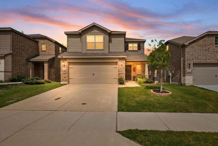 Property Photo: 325 Hopson Street TX 75495
