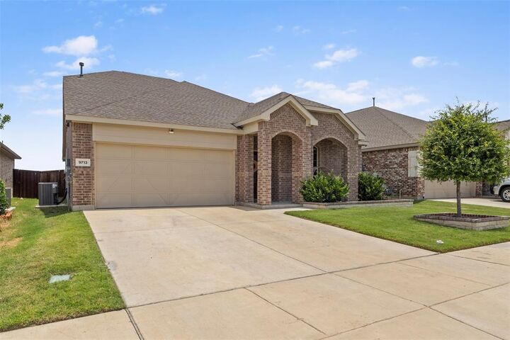 Property Photo:  9713 Wild Prairie Way  TX 76036 