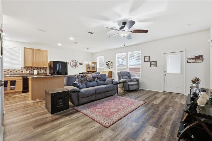 Property Photo: 1805 Megan Creek Drive TX 75068
