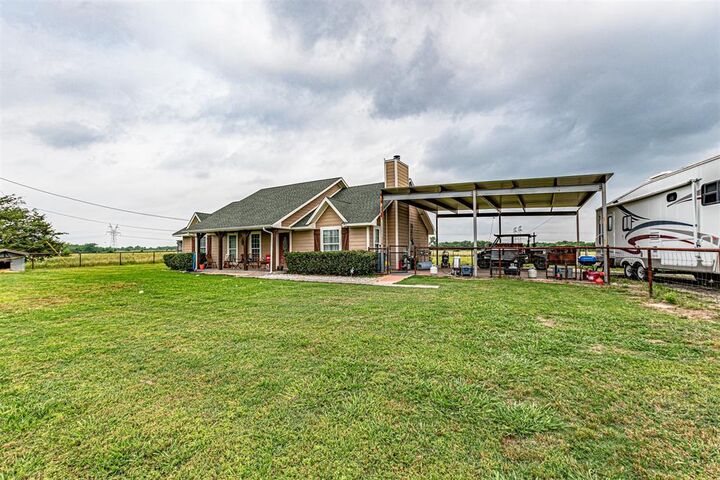 Property Photo: 5538 County Road 3214 TX 75453