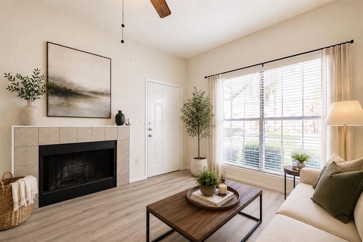 Property Photo: 2524 Preston Road 1501 TX 75093