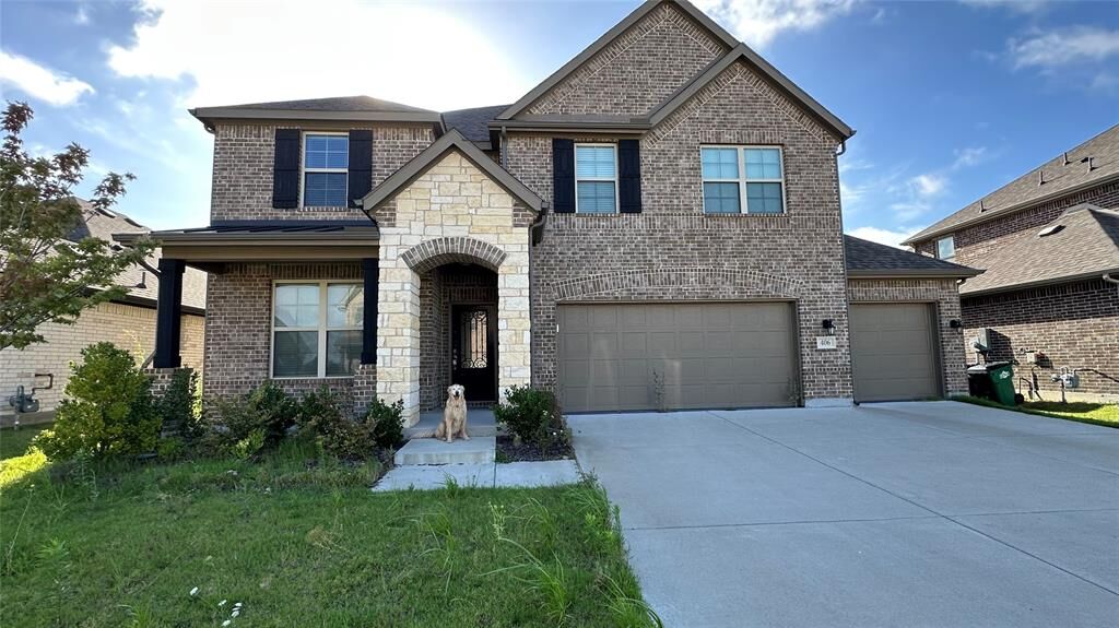 Property Photo: 406 Parkford Drive TX 75087