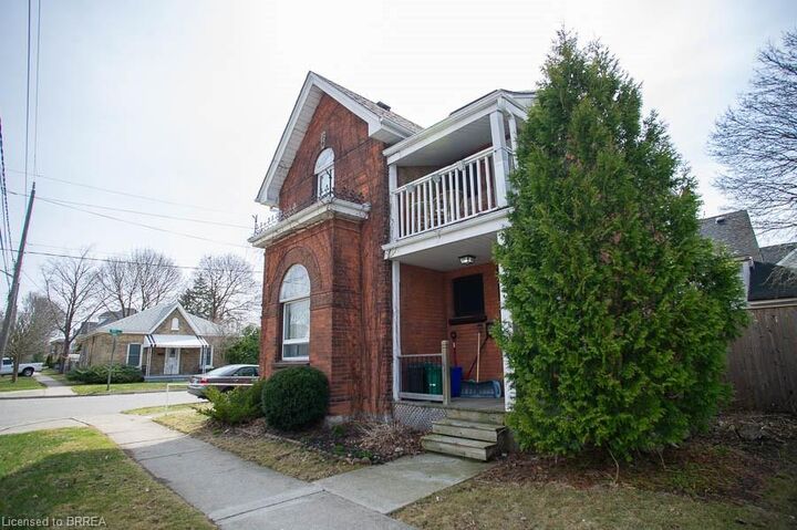 Property Photo:  193 Chatham Street 1  ON N3S 4G6 