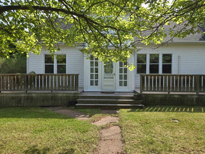 Property Photo:  38 Albion Street  PE C0B 1B0 