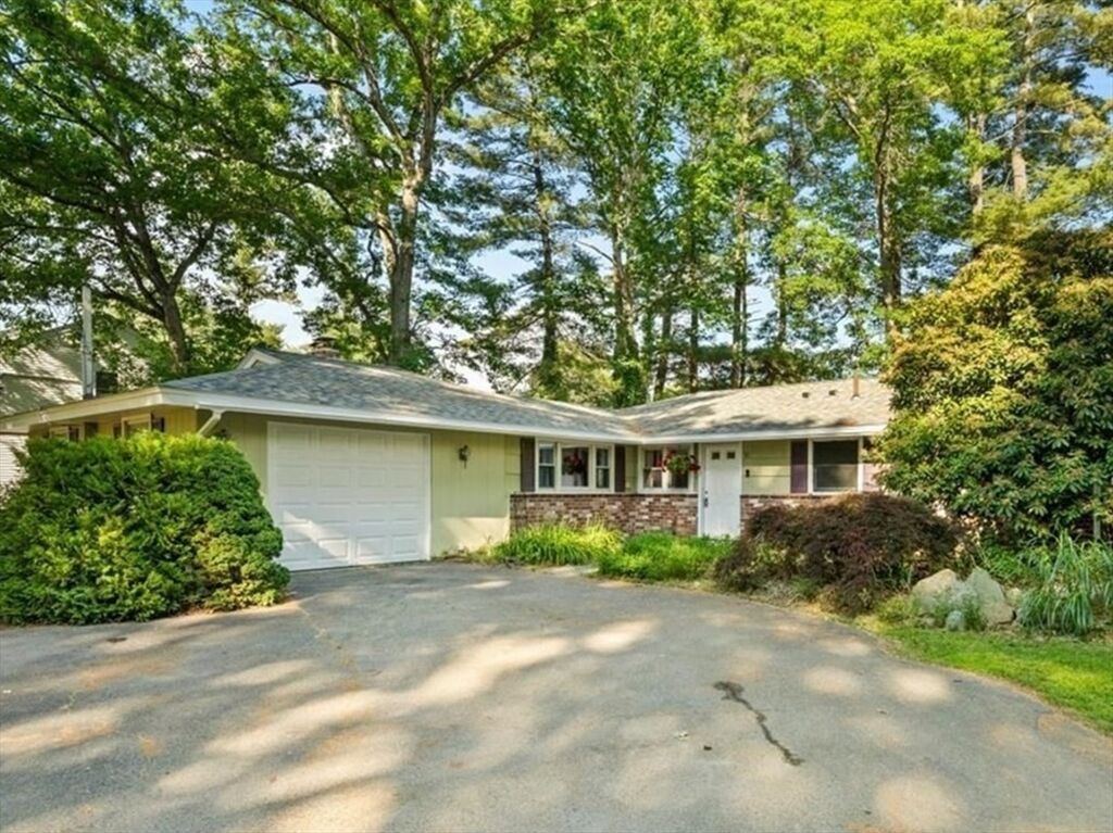 Property Photo:  91 Cynthia Dr  MA 02767 