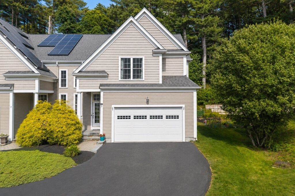 Property Photo:  9 Cyrus Way 9  MA 01532 