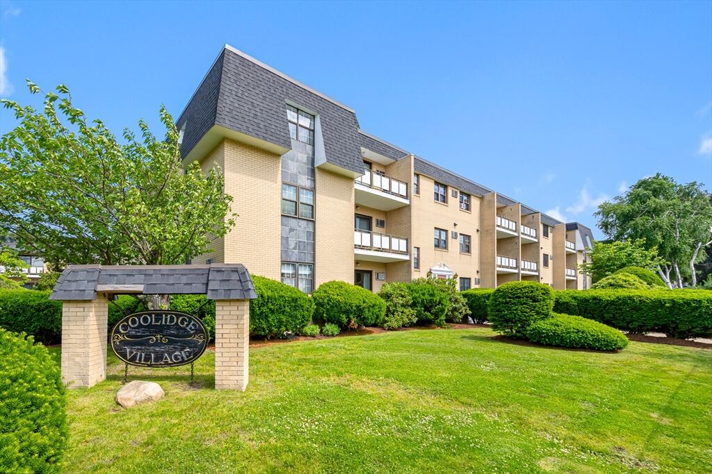 Property Photo: 48 Bigelow Ave 28 MA 02472