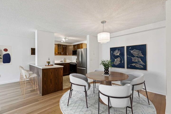 Property Photo: 220 13 Avenue SW 306 AB T2R 1L6