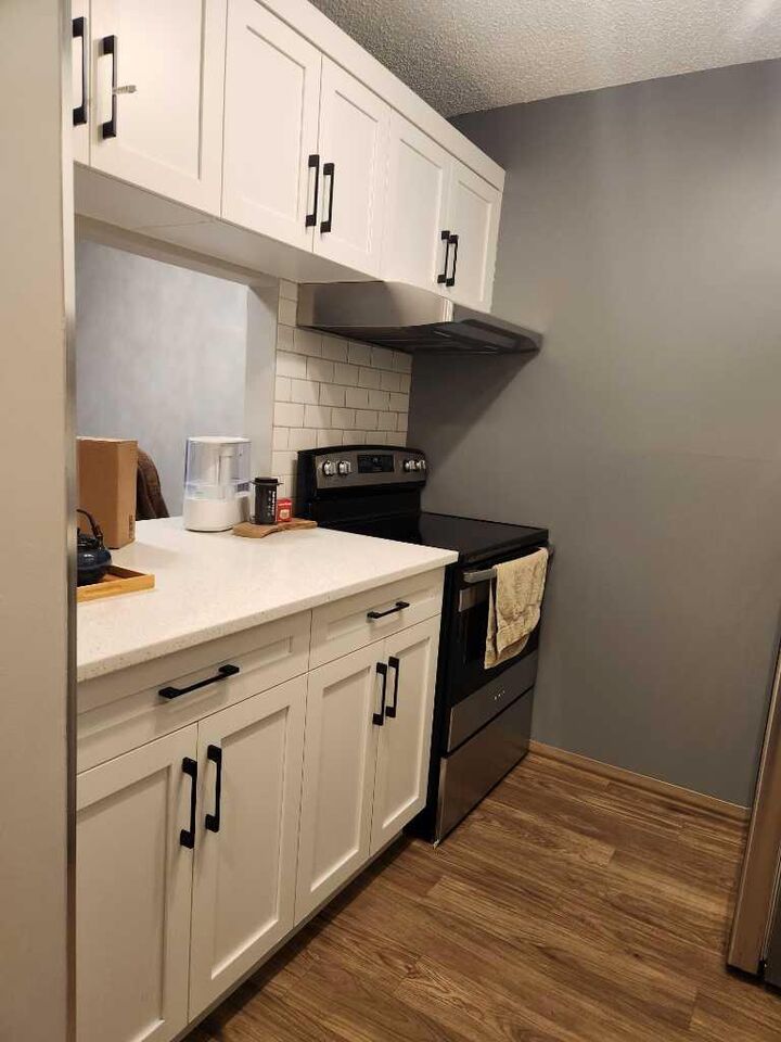 Property Photo: 440 Columbia Boulevard W 101 AB T1K 5R4