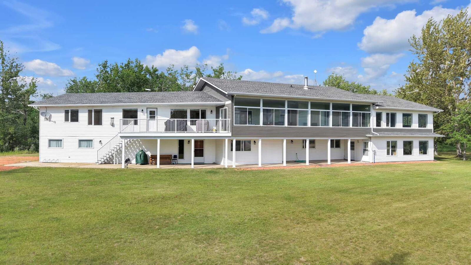 Property Photo: 41238 Feltham Drive AB T0B 0H0