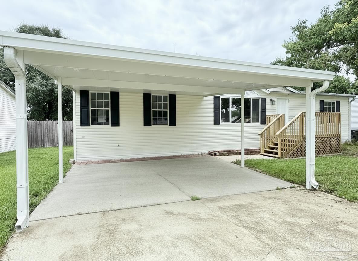 Property Photo:  6368 Footprint Dr  FL 32526 