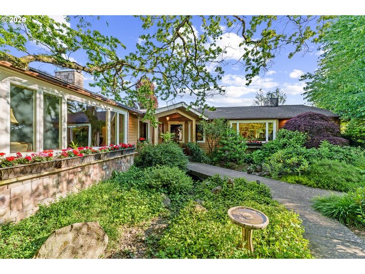 Property Photo:  18000 NE Ribbon Ridge Rd  OR 97132 