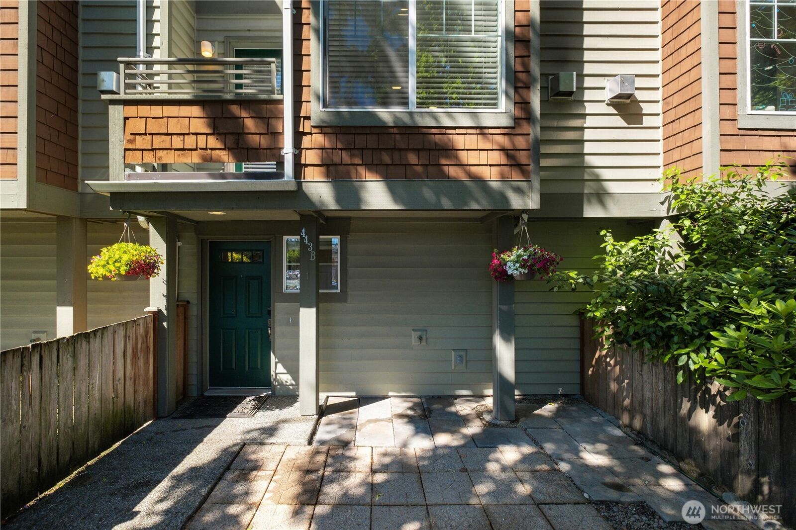 Property Photo: 443 NE Ravenna Boulevard B WA 98115