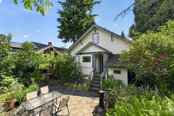 Property Photo:  8045  26th Avenue NW  WA 98117 