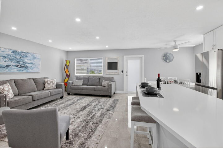 Property Photo:  321 Saxony Trail G  FL 33446 