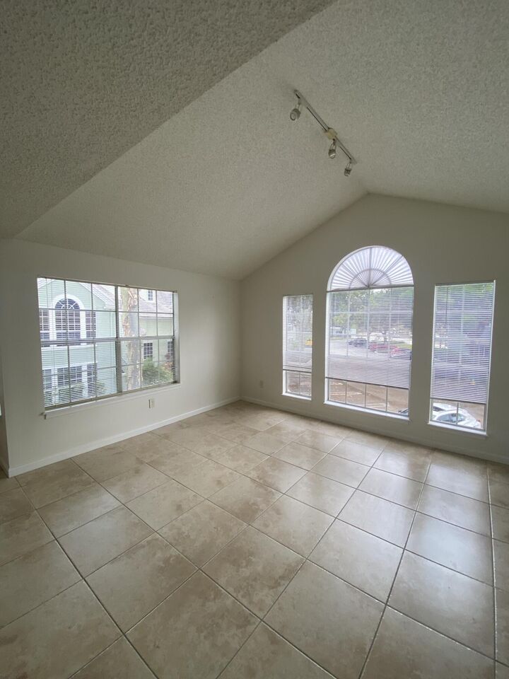 Property Photo: 1020 Crystal Way H FL 33444