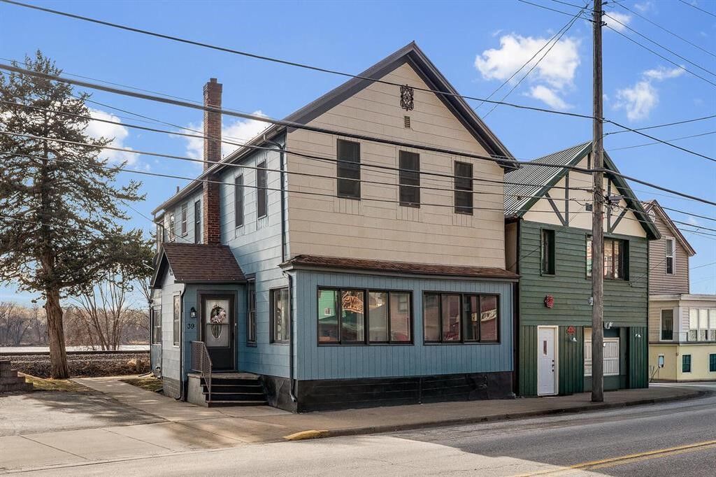 Property Photo: 39 N Shore Drive 1-2 WI 54629