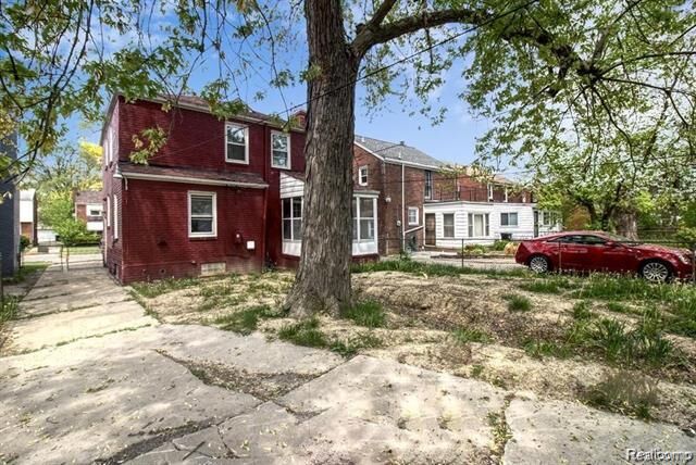 Property Photo: 15470 Mapleridge Street MI 48205