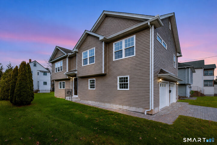 Property Photo:  108 Dudley Street  CT 06053 