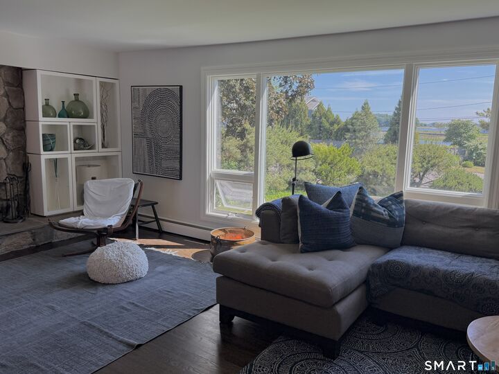 Property Photo:  28 Surf Road  CT 06880 