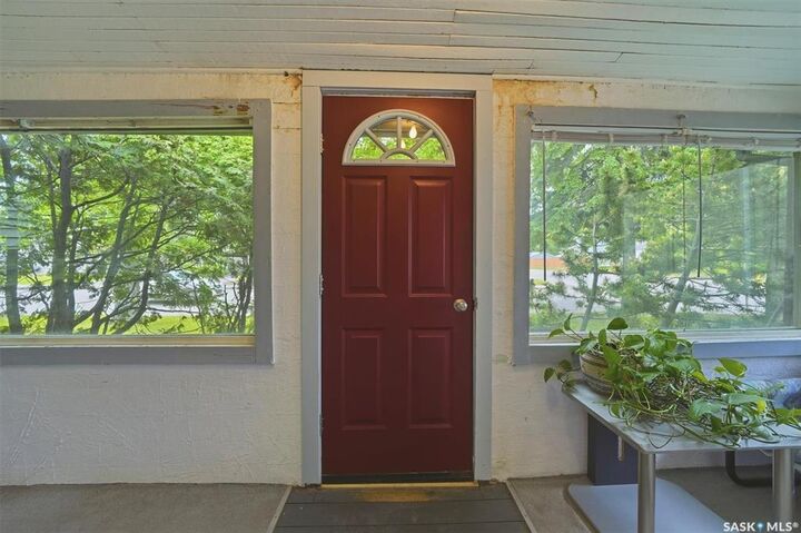 Property Photo: 1003 6th Street E SK S7H 1E1