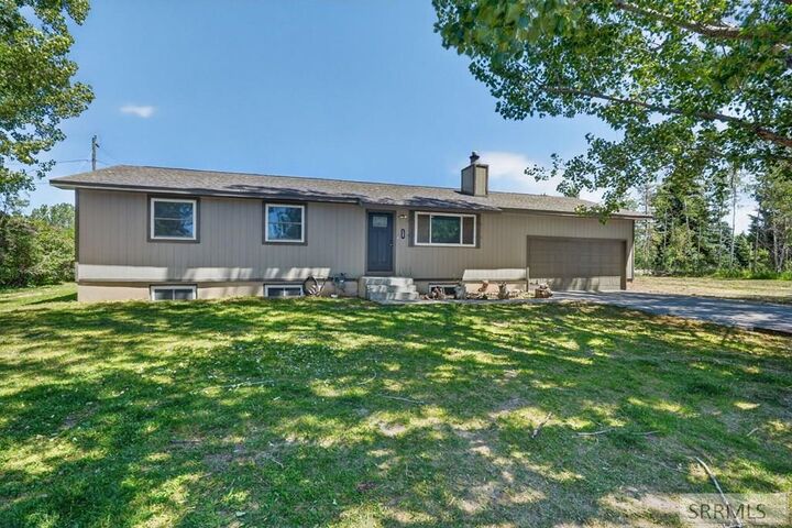 Property Photo: 125 N 755 W ID 83221