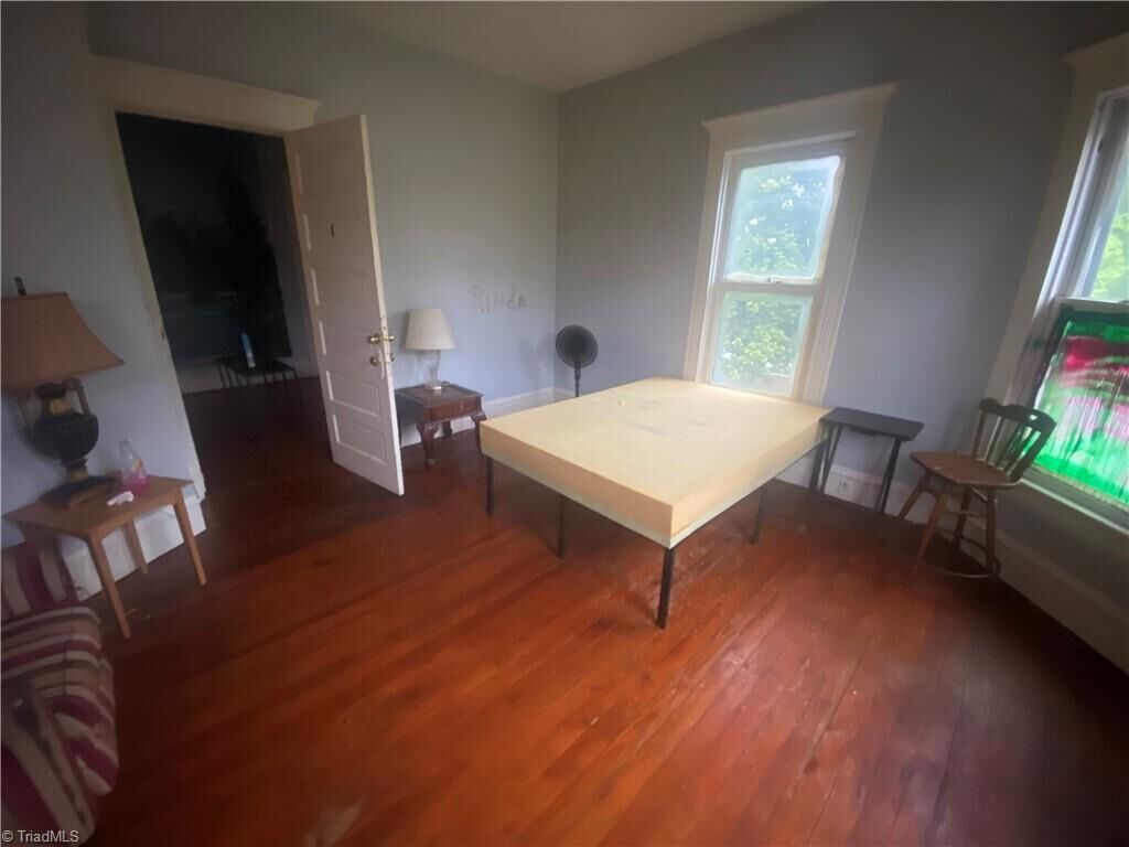 Property Photo: 504 W Webb Avenue NC 27217