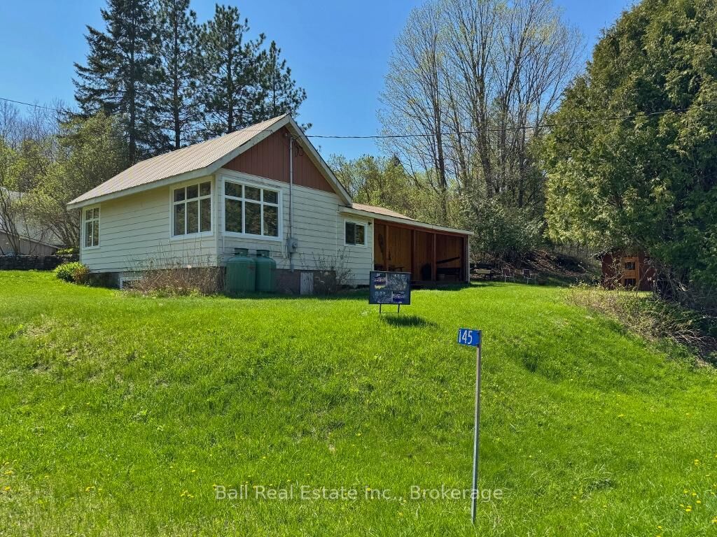 Property Photo: 145 Old L'Amable Road ON K0L 1C0