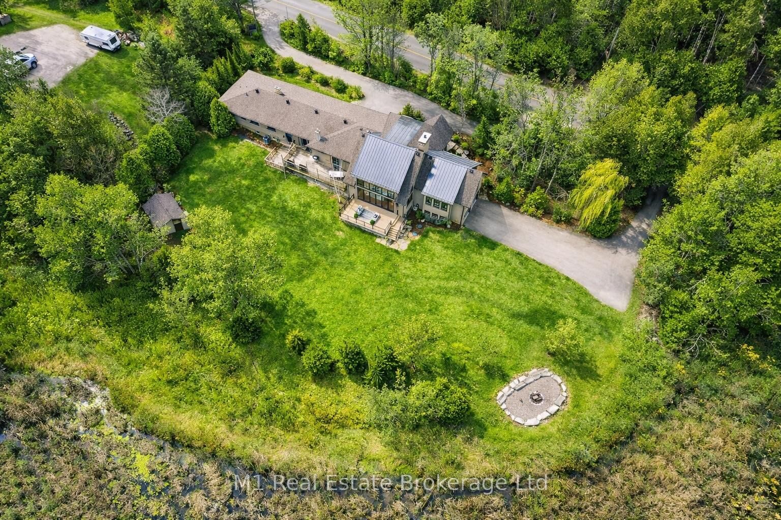Property Photo:  13569 Dublin Line  ON L7J 2L7 
