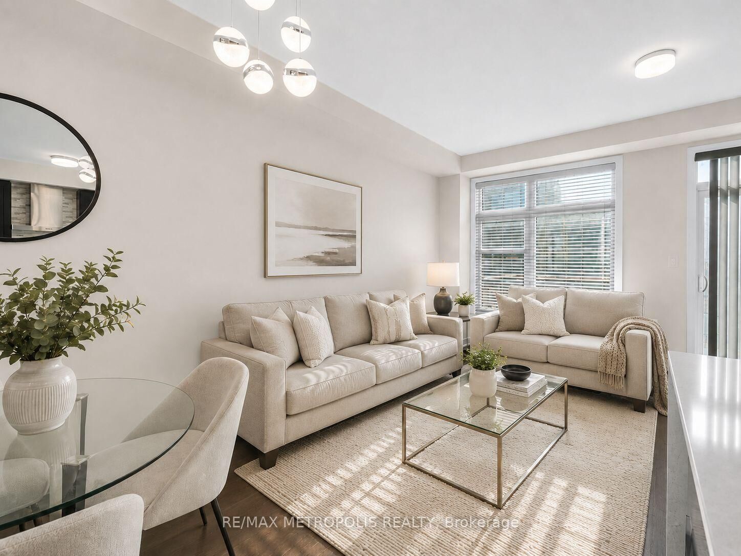 Property Photo: 2521 Castlegate Crossing ON L1X 0H7